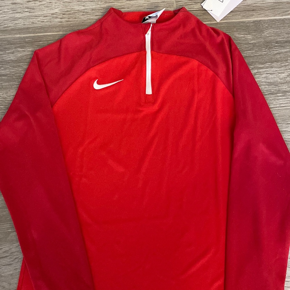 Nike Dri-Fit Long sleeve shirt